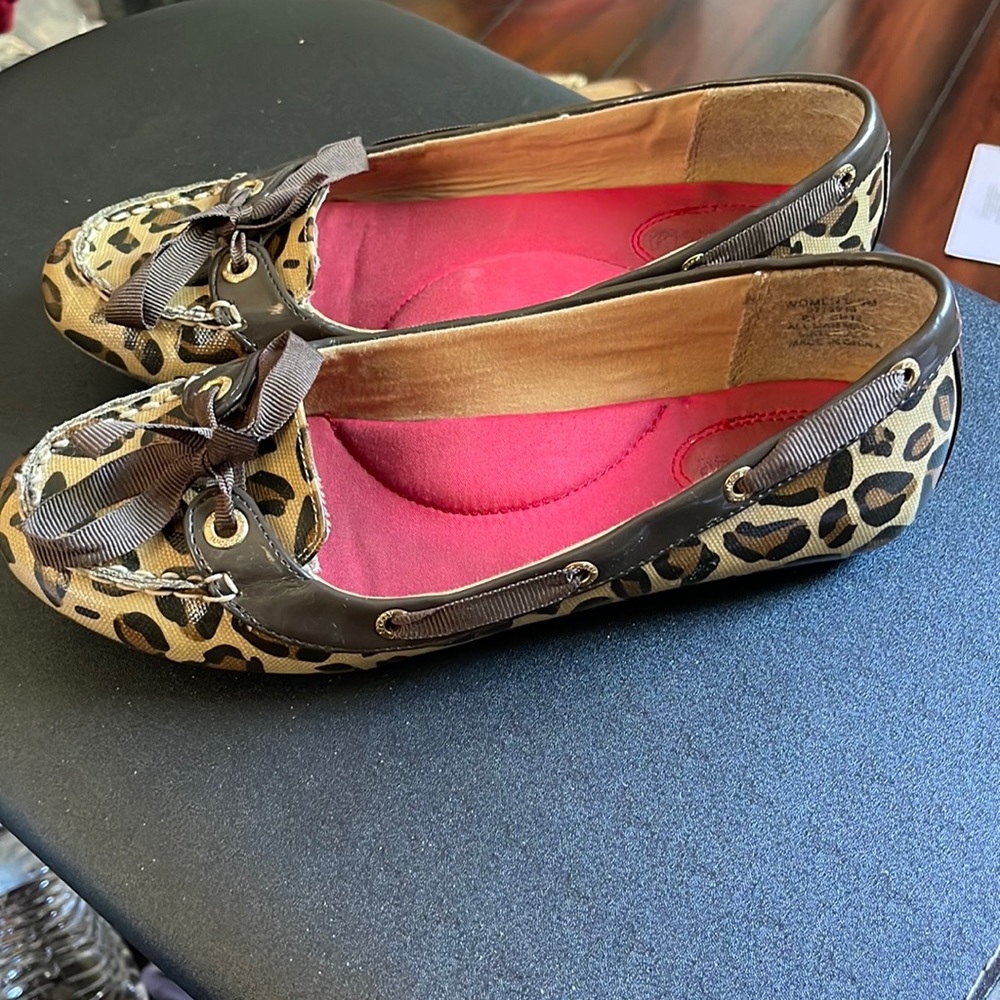 Sperry slide ons